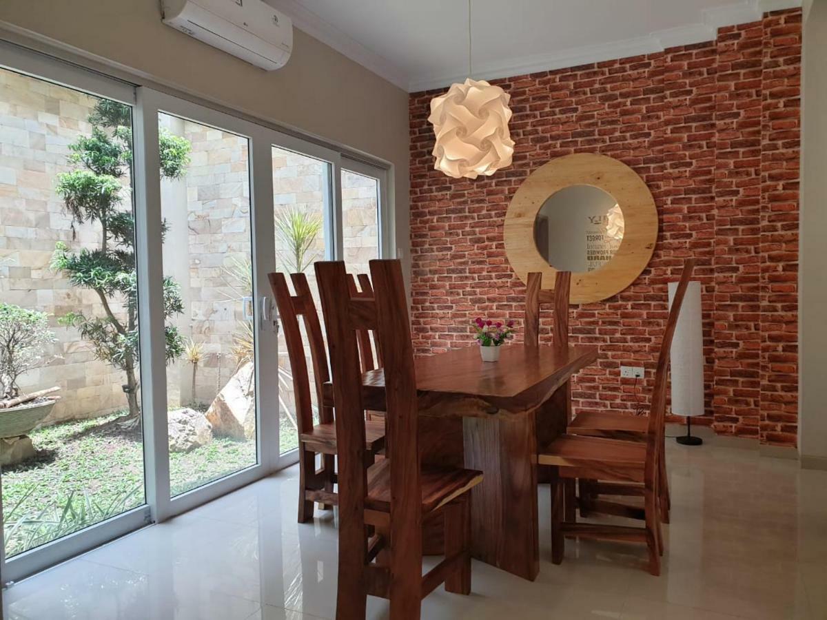 Danka@Taman Golf Residence Batam ภายนอก รูปภาพ