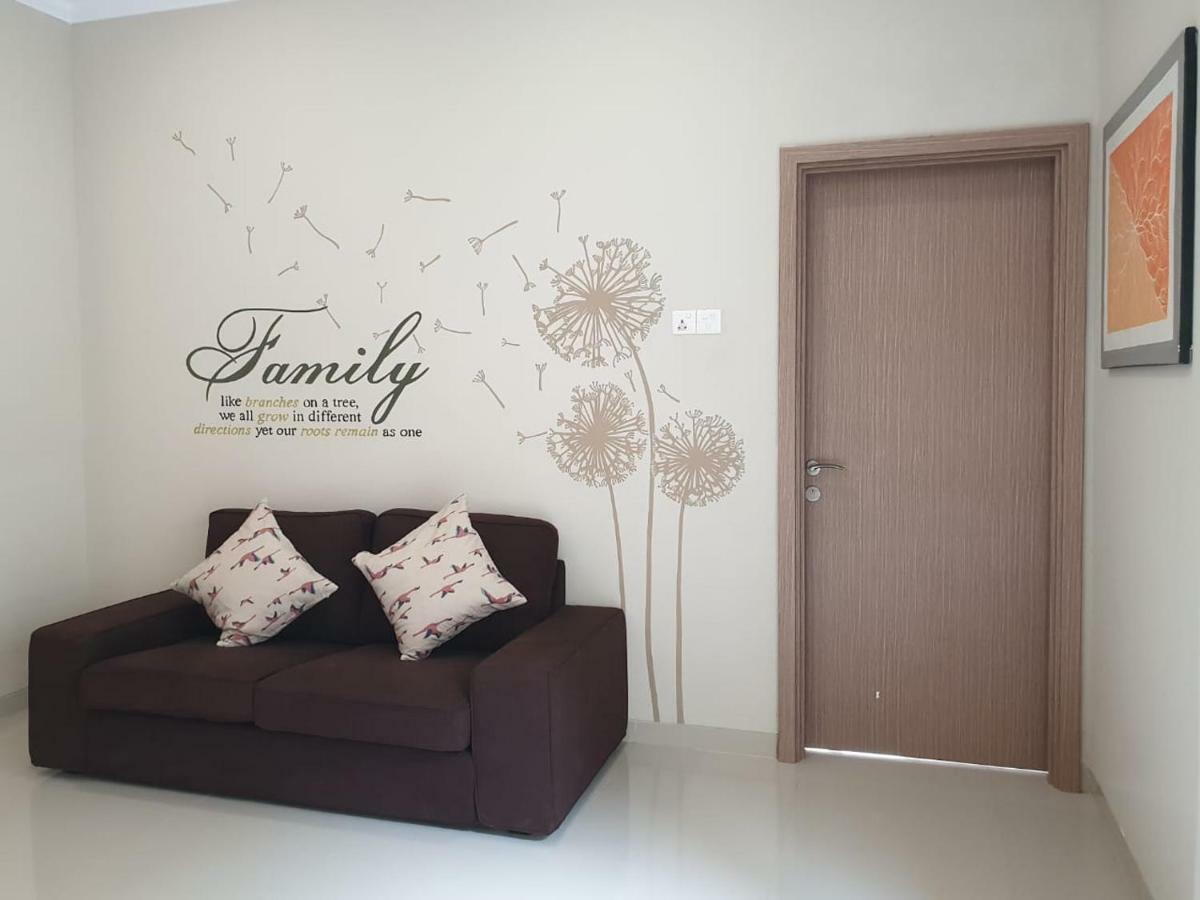 Danka@Taman Golf Residence Batam ภายนอก รูปภาพ