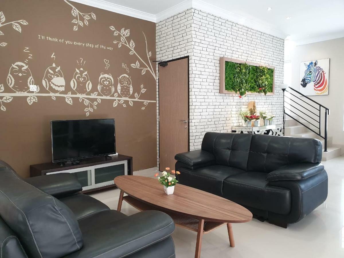 Danka@Taman Golf Residence Batam ภายนอก รูปภาพ